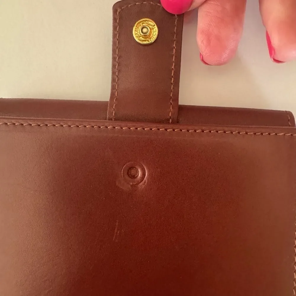 Salvatore Ferragamo Brown Leather Vintage Bi-Fold Wallet w/ Gancini Closure